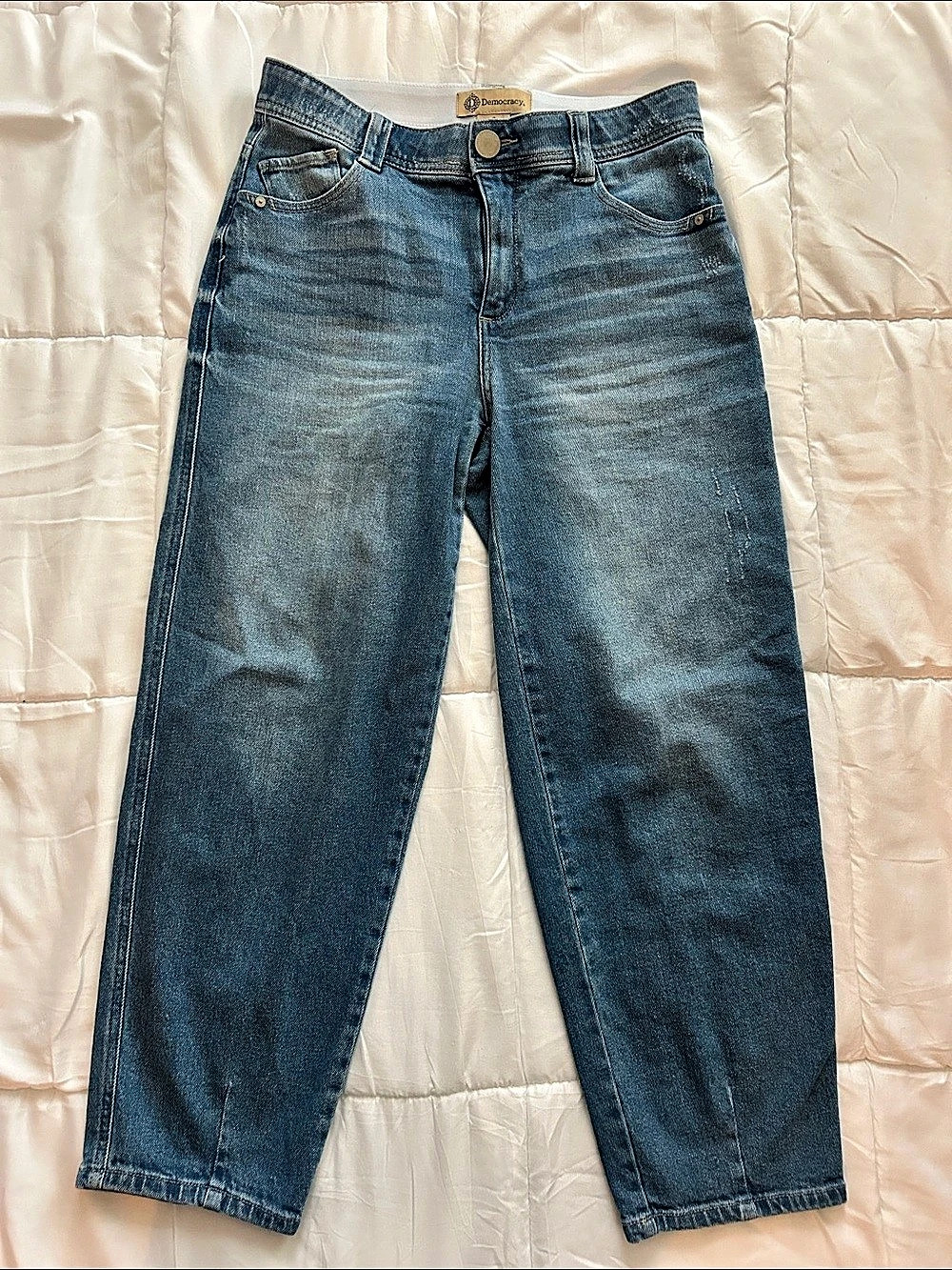 Democracy Boyfriend Jeans in Blue Waist 2